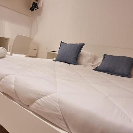 A Casa Di Maghi Hotel Olbia Bagian luar foto